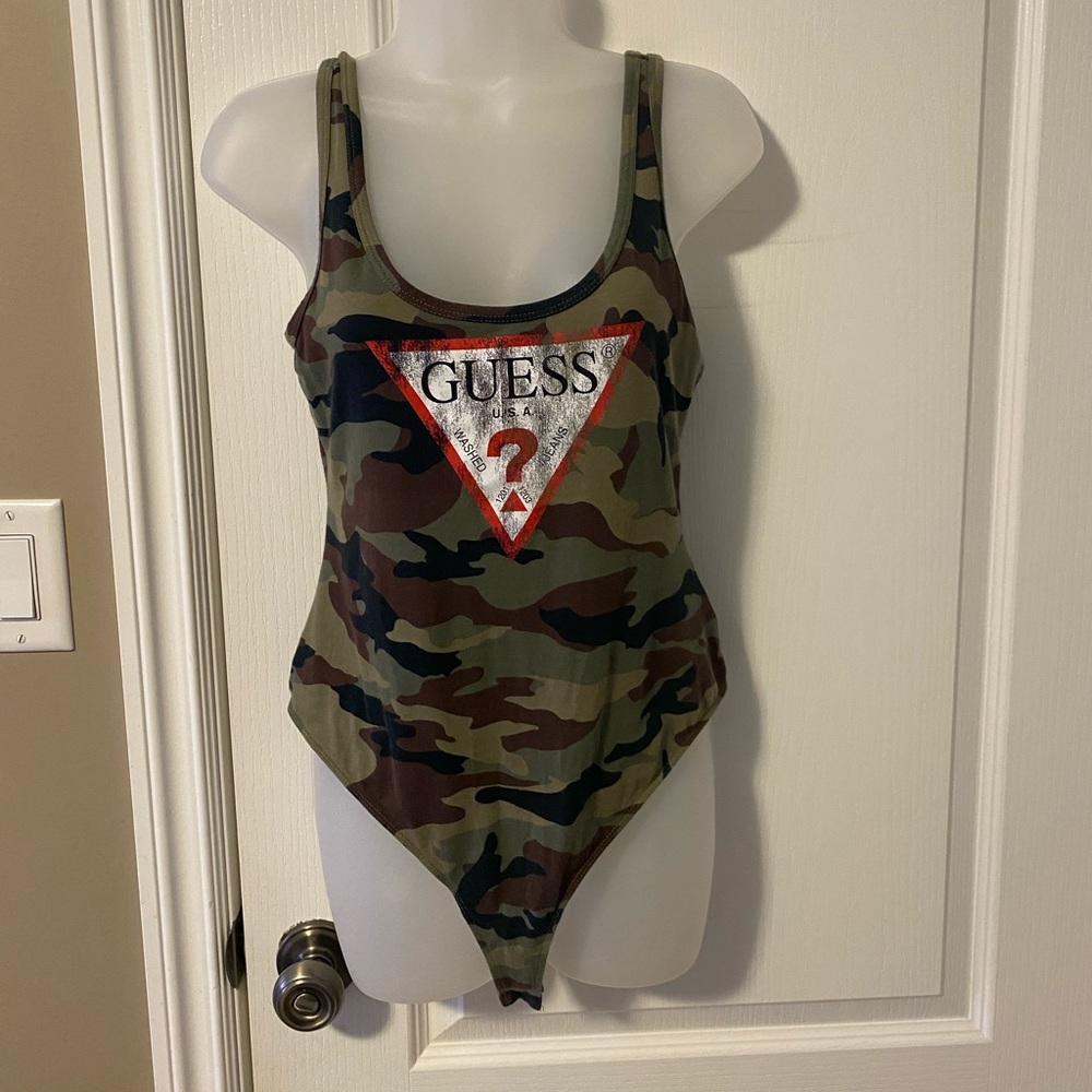 Guess Bodysuit. Ladies Medium.